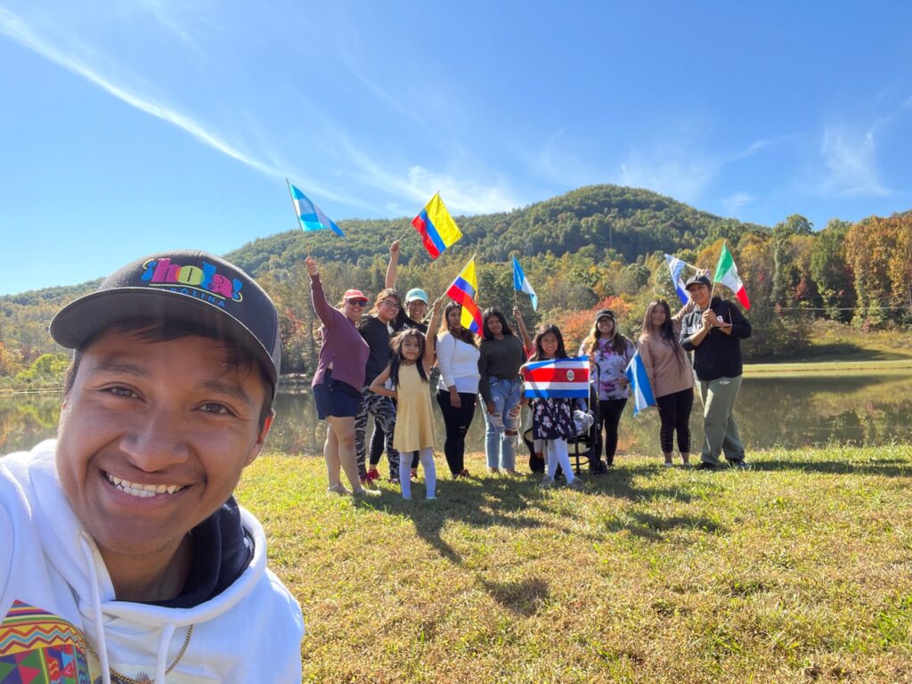 Centro Unido Latino Americano volunteers